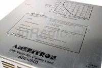 Specifikacja na metalowej obudowie sztucznego obciążenia ADL-2500 Ameritron